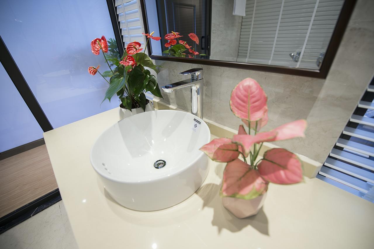 Hong Gia Tue Apartment Ханой Экстерьер фото